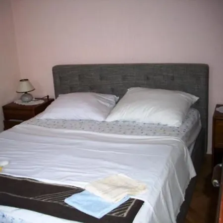 Apartment Milos